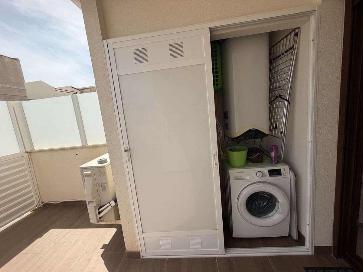 2 bedroom Apartment for sale in Los Altos with pool - € 285,000 (Ref: 10061440)