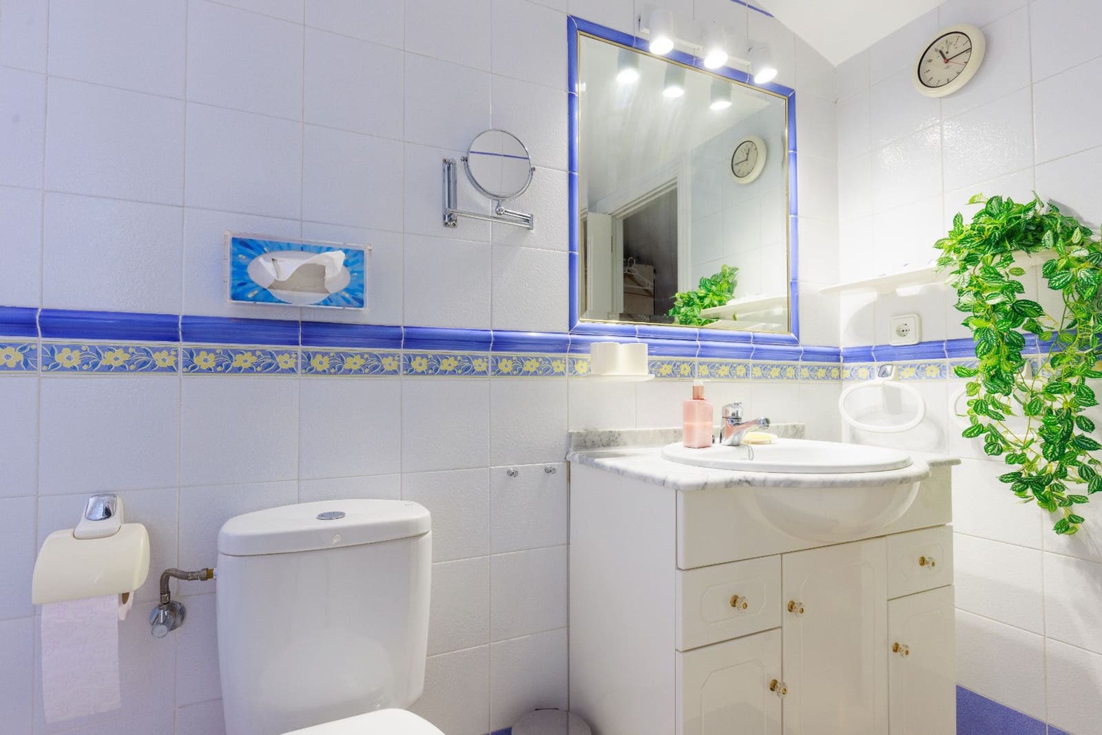 Chalet de 3 habitaciones en Orihuela Costa en venta con piscina - 374.900 € (Ref: 10061441)