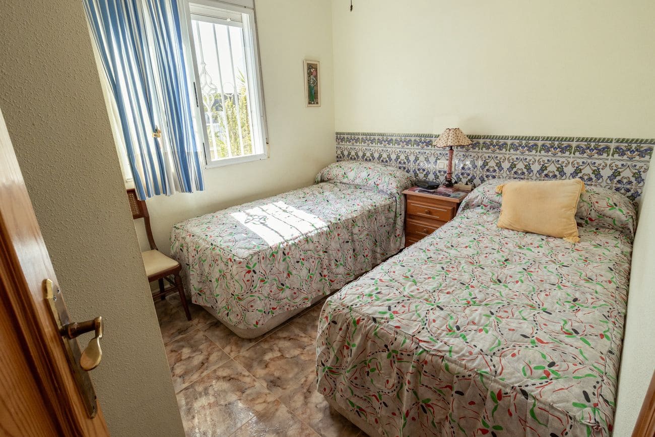 4 makuuhuone Huvila myytävänä paikassa Orihuela Costa mukana uima-altaan - 560 000 € (Ref: 10061633)