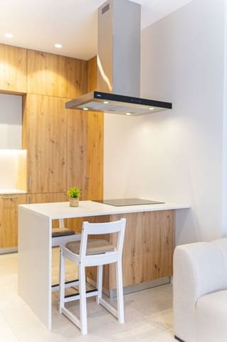 2 Zimmer Apartment zu verkaufen in Mercado, Alicante / Alacant Stadt - 199.300 € (Ref: 10061639)