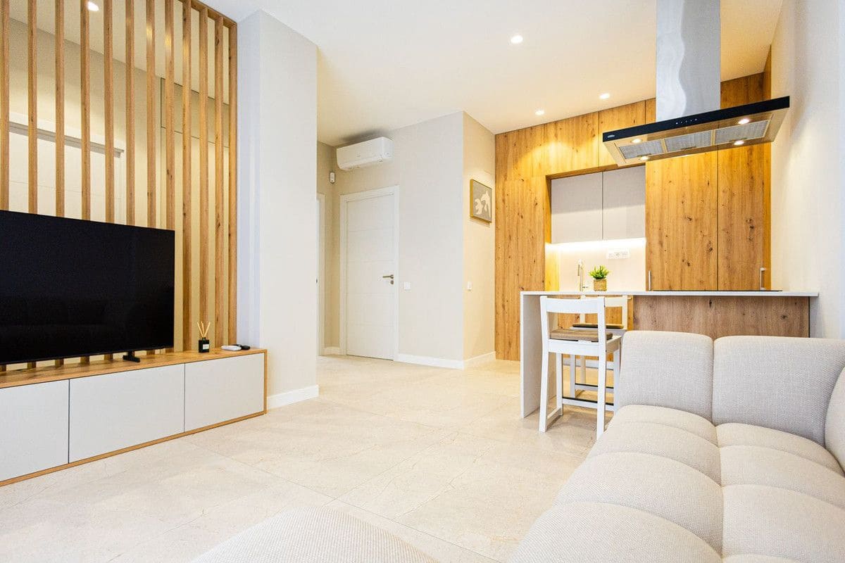 2 Zimmer Apartment zu verkaufen in Alicante / Alacant Stadt - 199.300 € (Ref: 10061639)