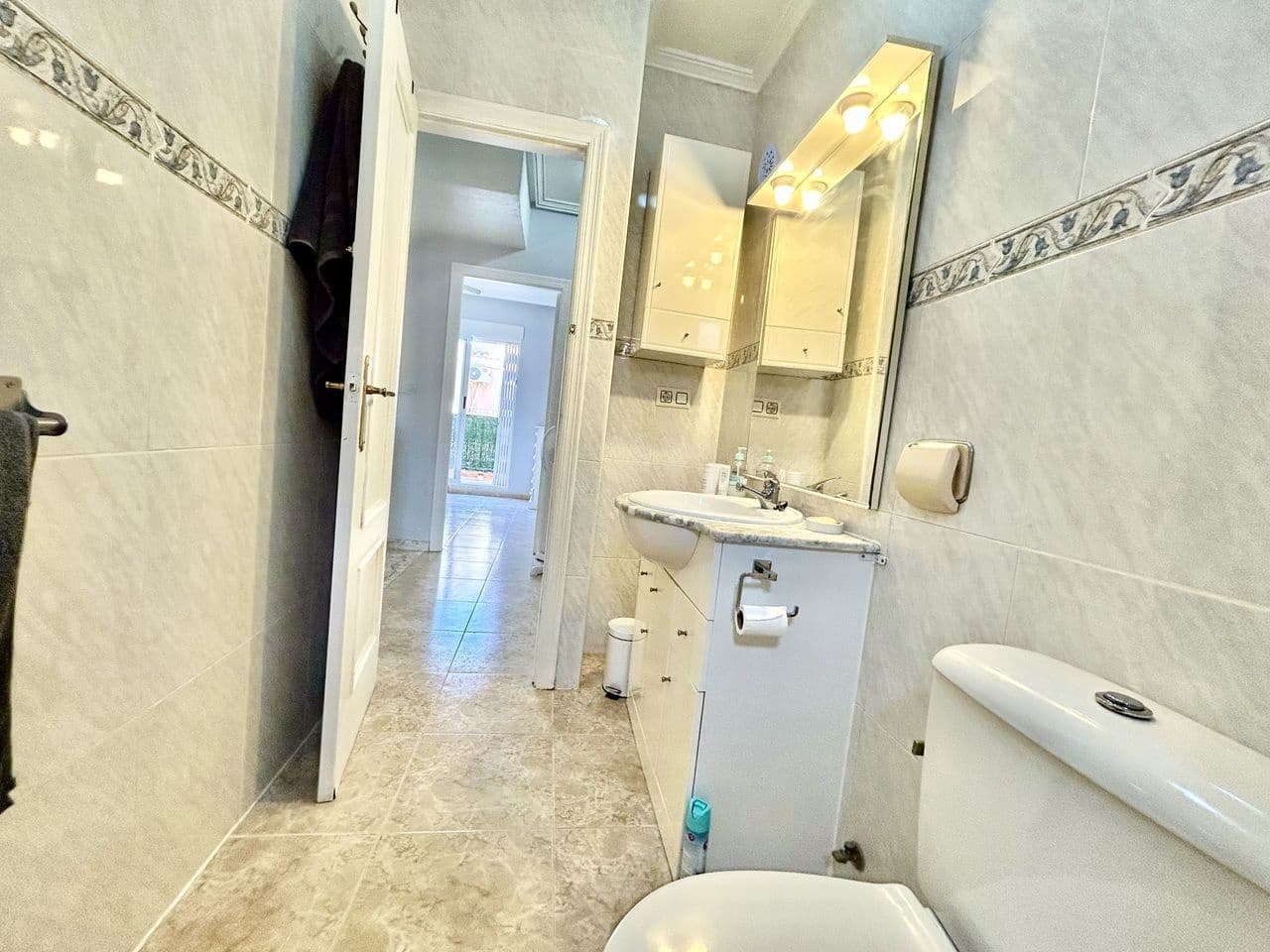 Casa de 3 habitaciones en La Zenia en venta - 199.900 € (Ref: 10061666)