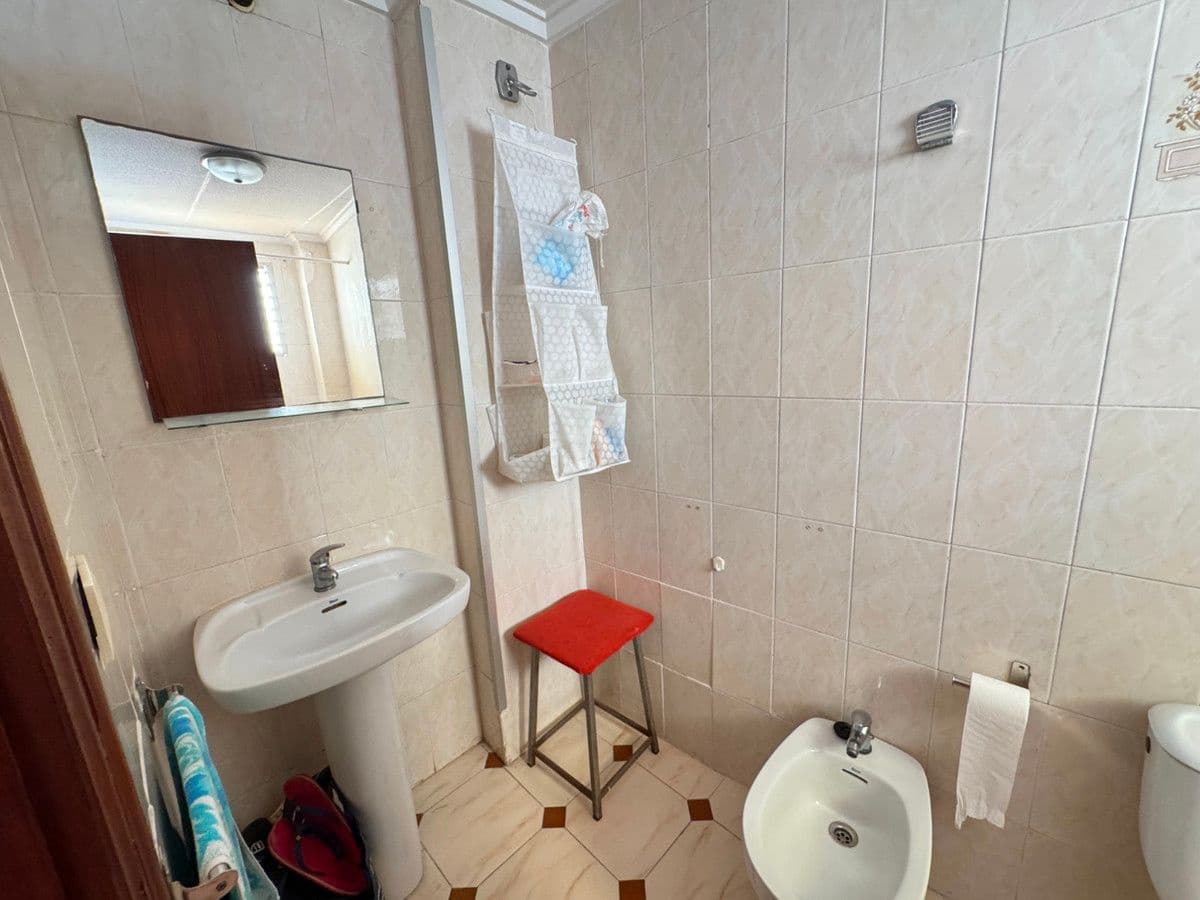 Apartamento de 3 habitaciones en Guardamar del Segura en venta - 175.000 € (Ref: 10063967)