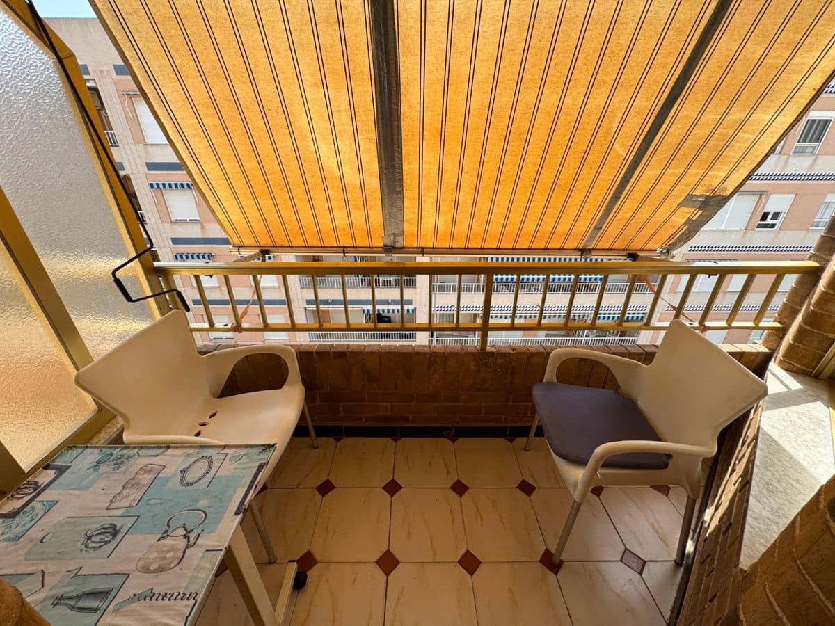 Apartamento de 3 habitaciones en Guardamar del Segura en venta - 175.000 € (Ref: 10063967)