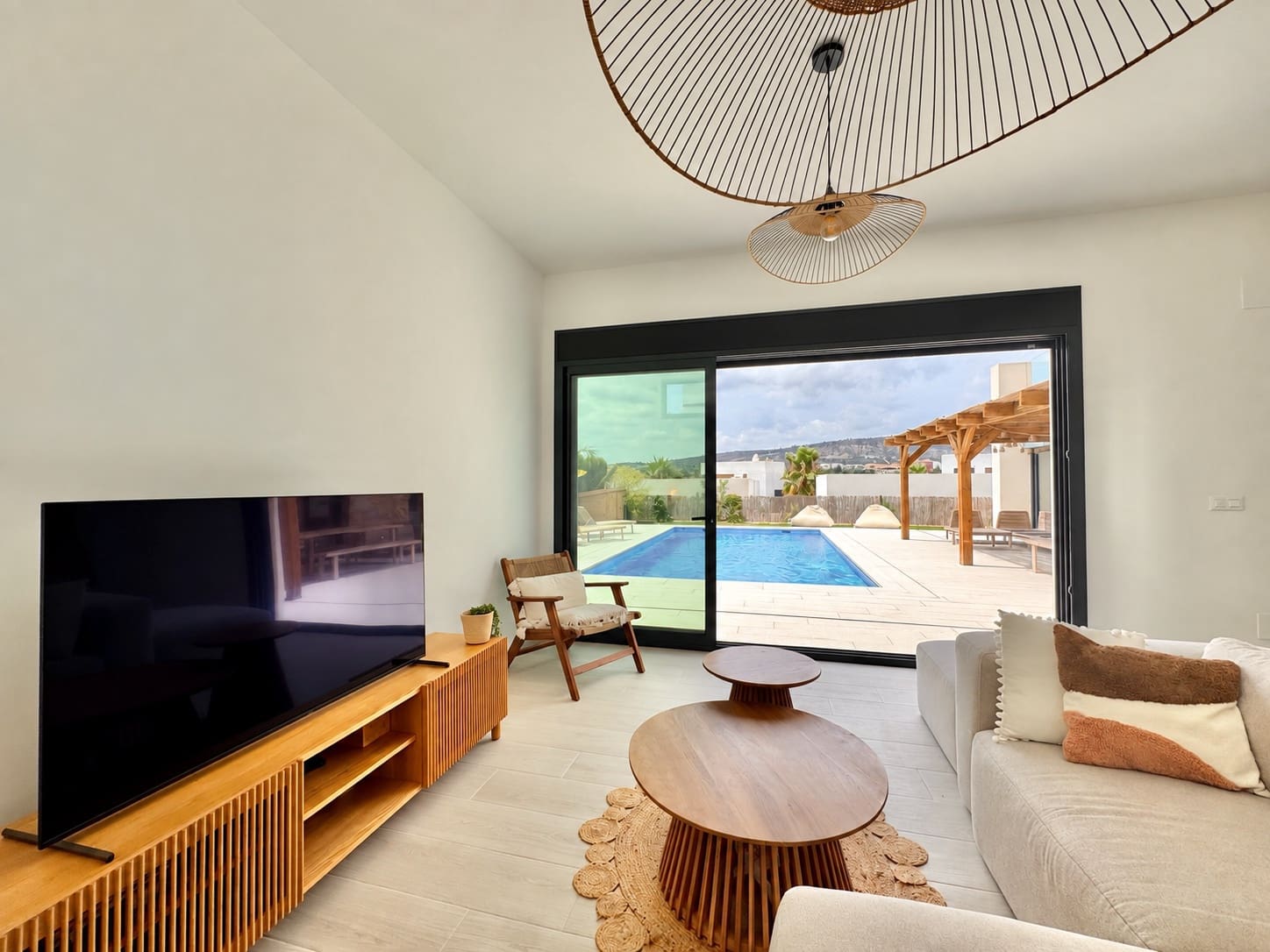 3 soveværelse Villa til salg i Alicante by med swimmingpool garage - € 649.000 (Ref: 10068122)