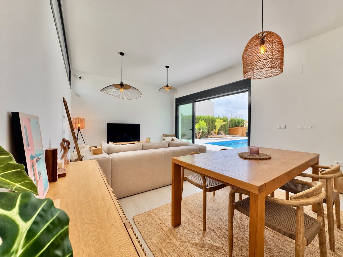 3 soveværelse Villa til salg i Alicante by med swimmingpool garage - € 649.000 (Ref: 10068122)