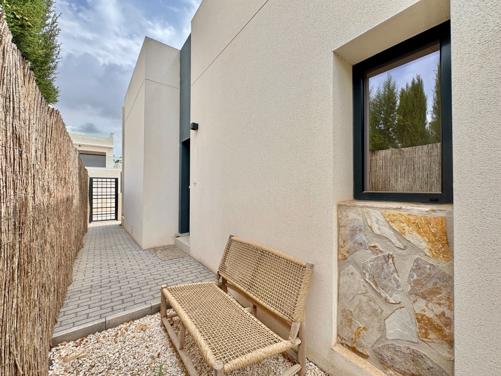 3 soveværelse Villa til salg i Alicante by med swimmingpool garage - € 649.000 (Ref: 10068122)