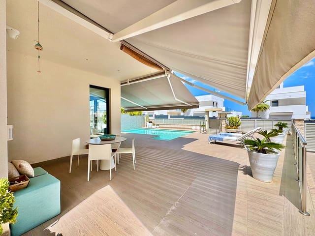4 camera da letto Villa in vendita in San Miguel de Salinas con piscina - 699.500 € (Rif: 10068125)