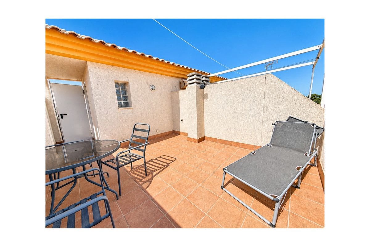 2 slaapkamer Huis te koop in Daya Nueva met zwembad - € 159.995 (Ref: 10068128)
