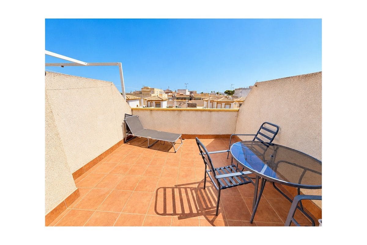 2 slaapkamer Huis te koop in Daya Nueva met zwembad - € 159.995 (Ref: 10068128)
