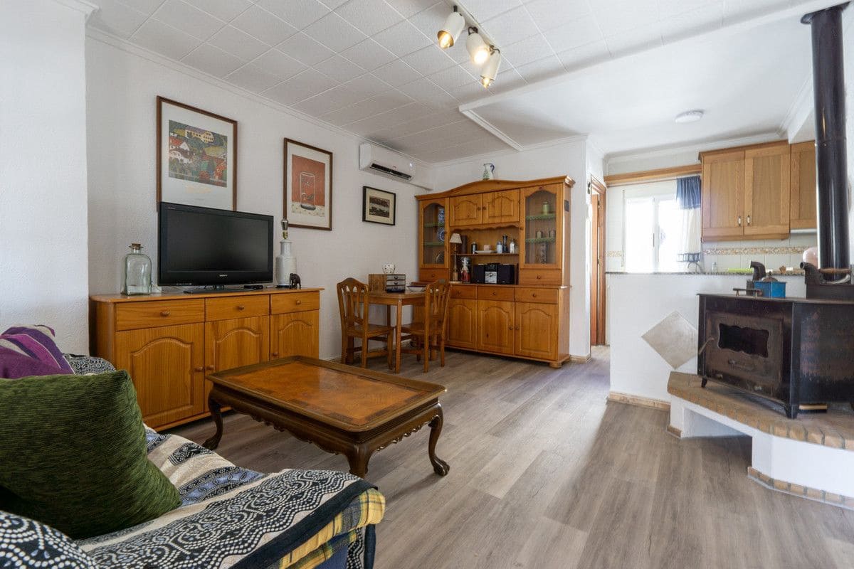2 bedroom Apartment for sale in Pilar de la Horadada - € 205,000 (Ref: 10068133)