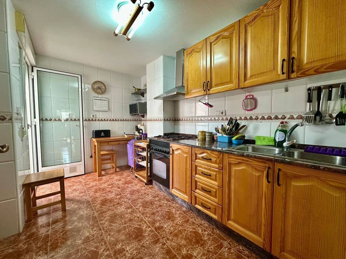 3 bedroom Apartment for sale in Los Alcazares - € 189,900 (Ref: 10068138)