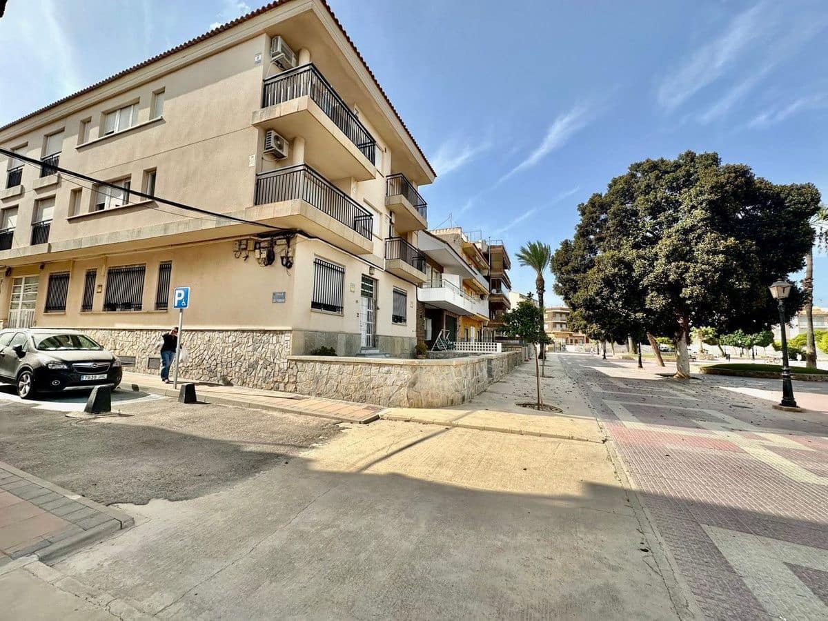 3 bedroom Apartment for sale in Los Alcazares - € 189,900 (Ref: 10068138)