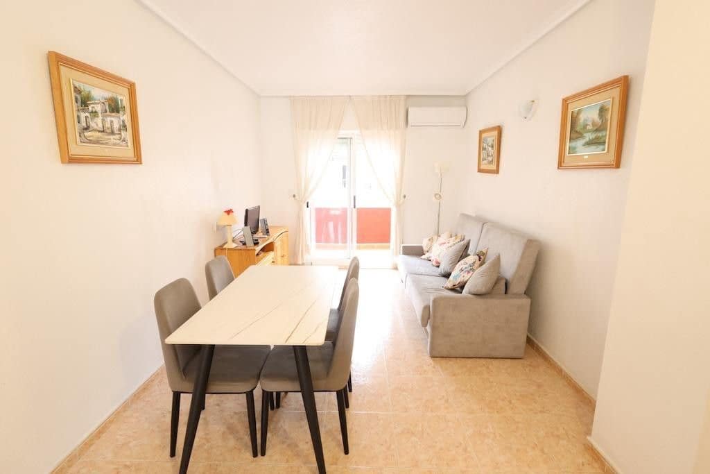 2 sovrum Lägenhet till salu i Torrevieja med pool - 142 000 € (Ref: 10068163)