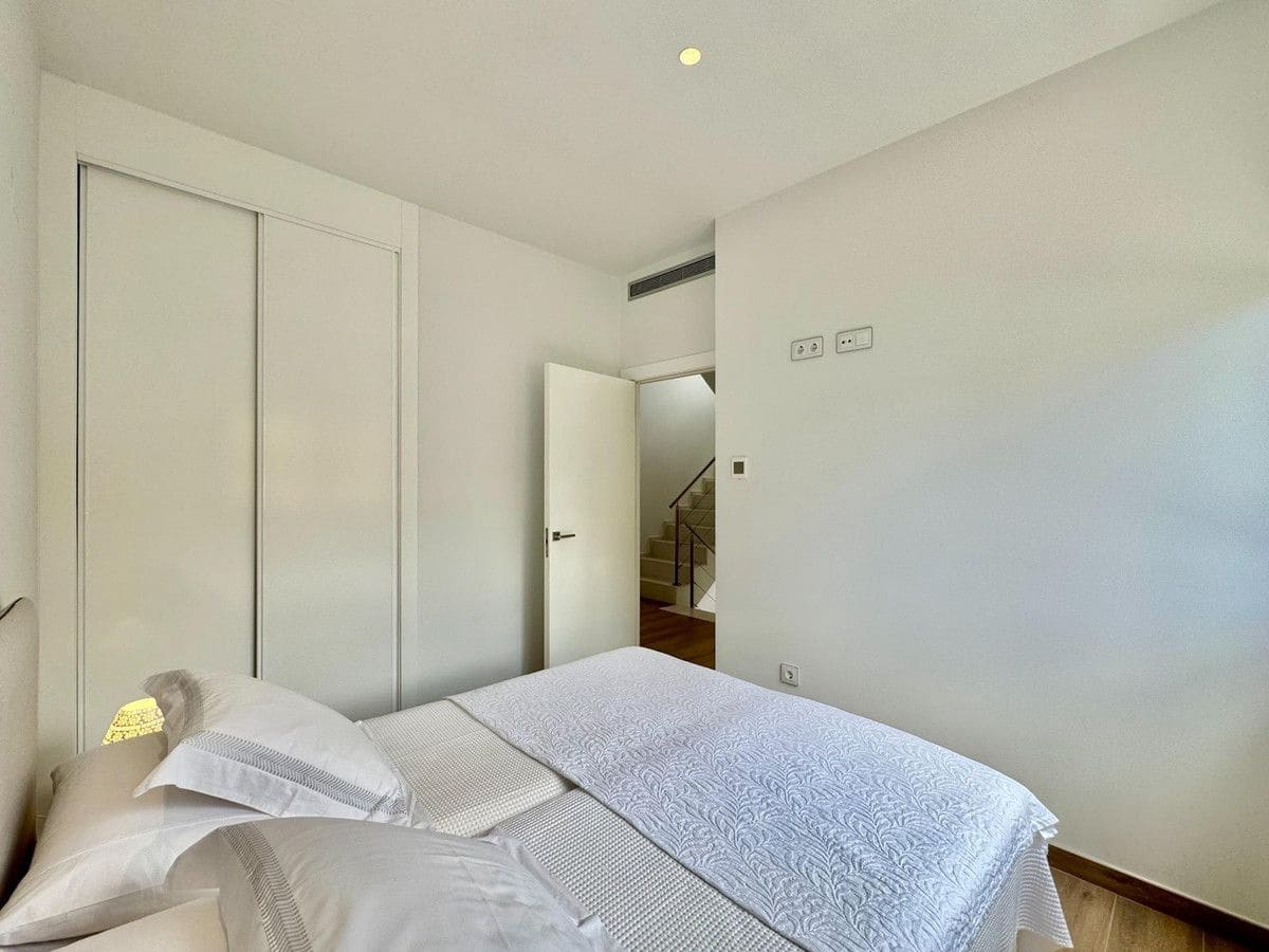 4 Zimmer Villa zu verkaufen in San Miguel de Salinas mit Pool - 699.500 € (Ref: 10068195)
