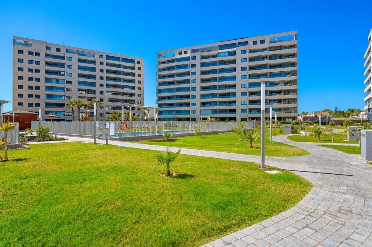 3 Zimmer Apartment zu verkaufen in Orihuela Costa mit Pool - 900.000 € (Ref: 10068744)
