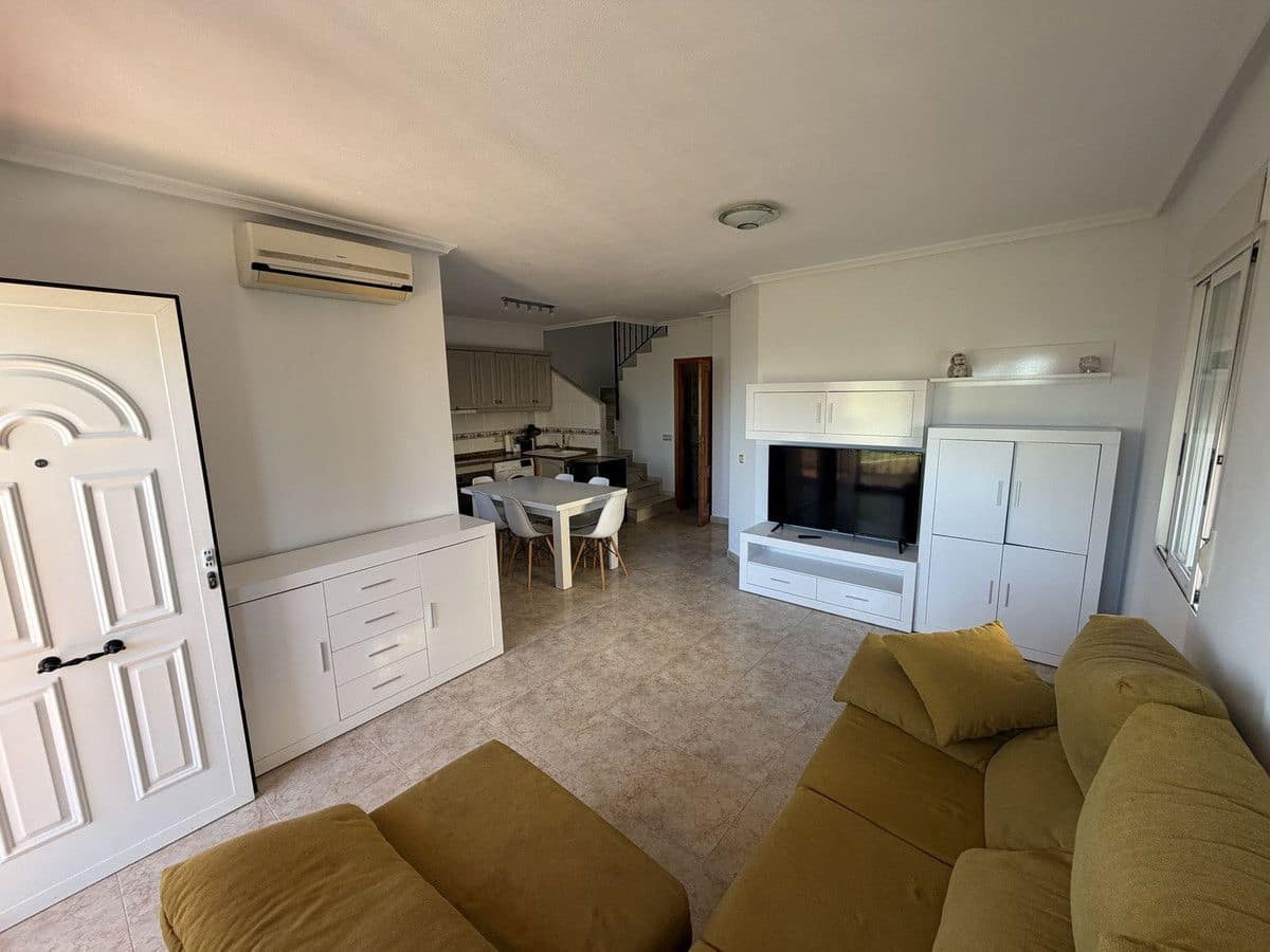 3 sovrum Villa till salu i San Miguel de Salinas med pool - 209 000 € (Ref: 10068746)