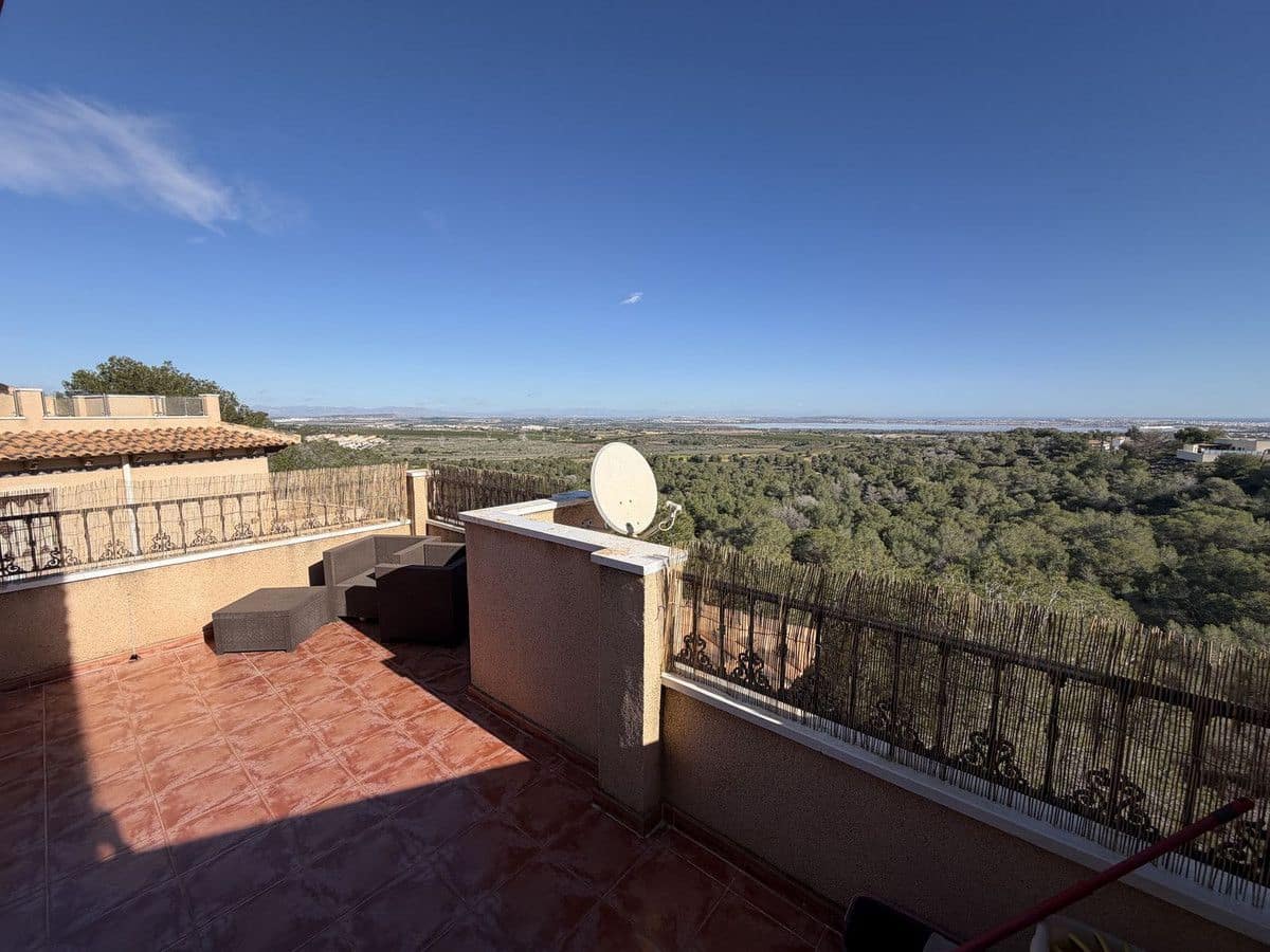 3 sovrum Villa till salu i San Miguel de Salinas med pool - 209 000 € (Ref: 10068746)