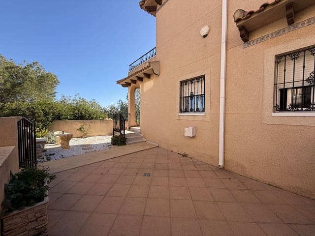 3 sovrum Villa till salu i San Miguel de Salinas med pool - 209 000 € (Ref: 10068746)