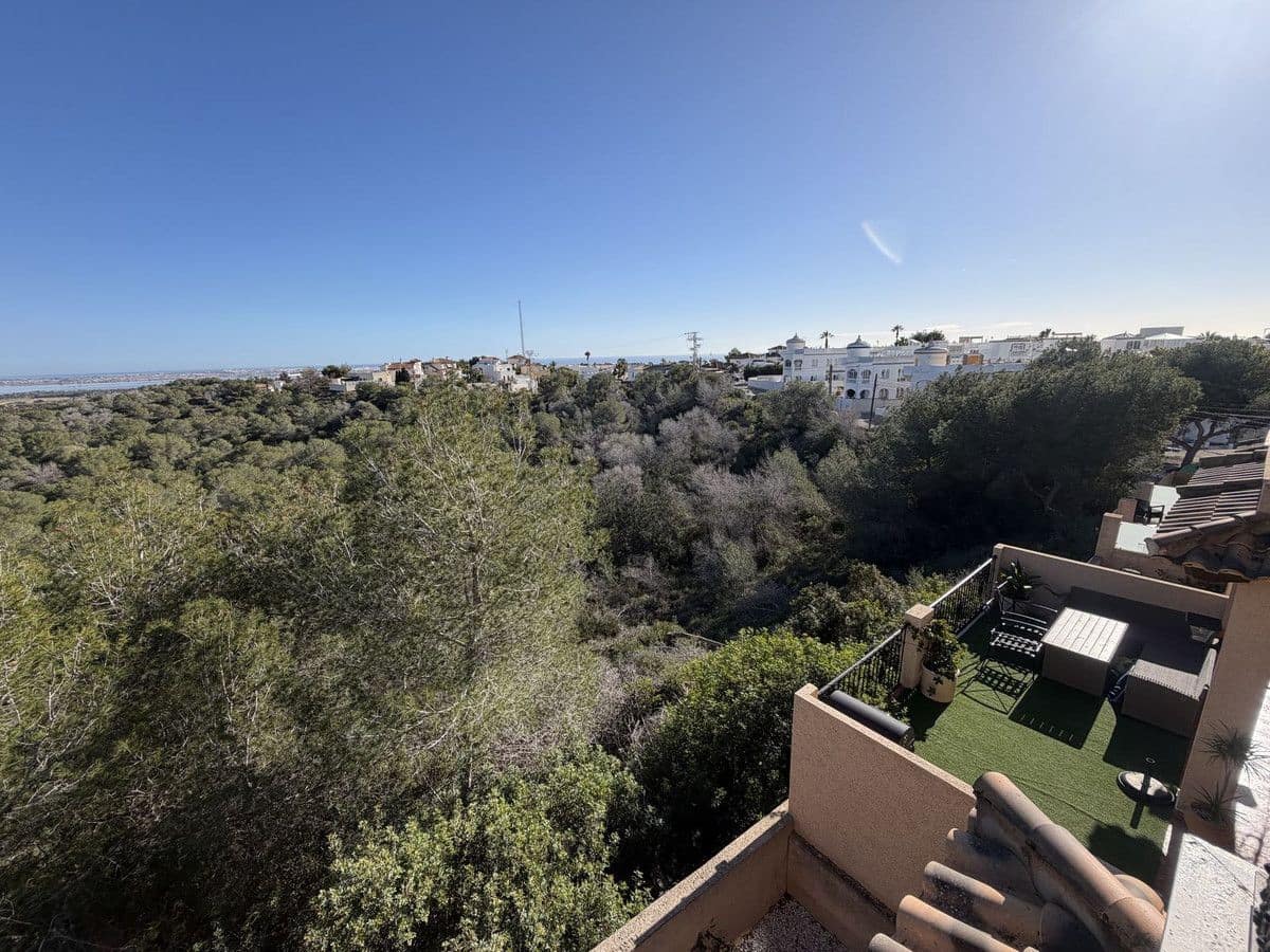 3 sovrum Villa till salu i San Miguel de Salinas med pool - 209 000 € (Ref: 10068746)