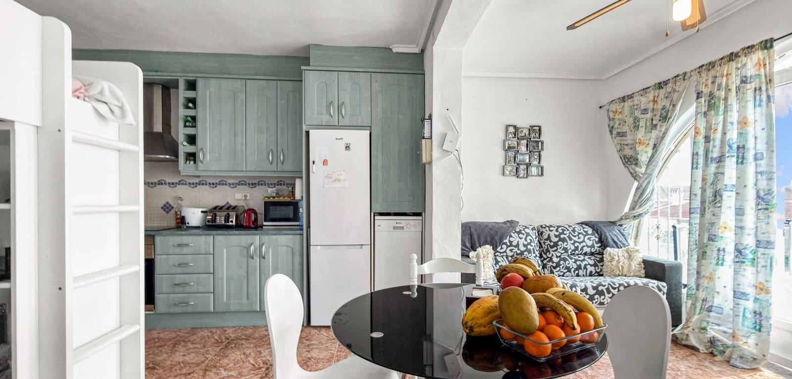 2 sovrum Hus till salu i Dona Pepa med pool - 135 000 € (Ref: 10068896)