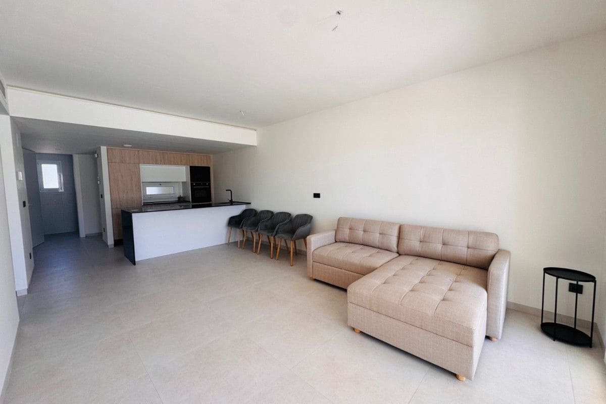 2 sovrum Lägenhet till salu i Guardamar del Segura med pool - 295 000 € (Ref: 10068916)