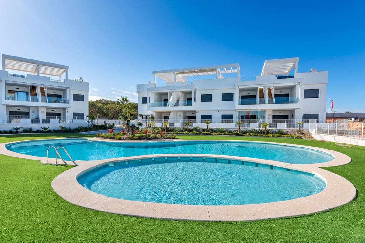 2 soverom Leilighet til salgs i Orihuela Costa med svømmebasseng - € 369 000 (Ref: 10068917)