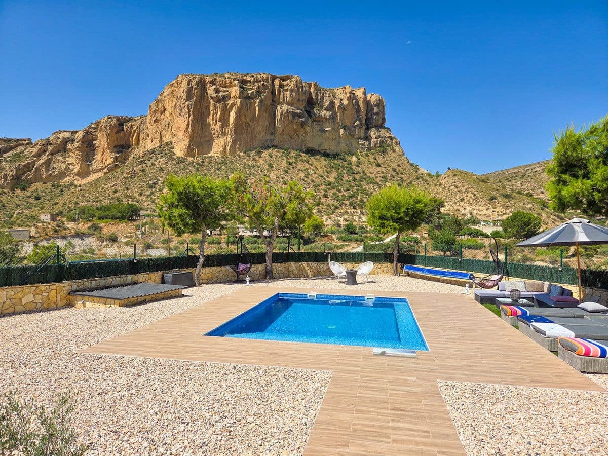 3 sovrum Villa till salu i Crevillente / Crevillent - 395 000 € (Ref: 10068918)