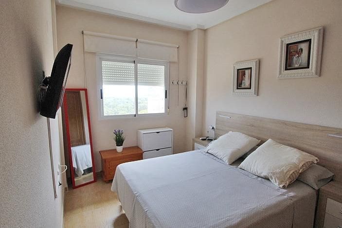 Apartamento de 3 habitaciones en Guardamar del Segura en venta con piscina - 260.000 € (Ref: 10068945)