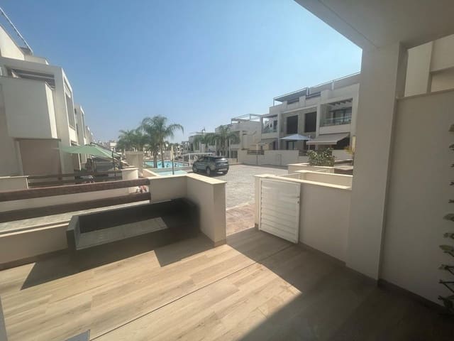 2 makuuhuone Huoneisto myytävänä paikassa La Siesta, Torrevieja - 274 900 € (Ref: 10069006)