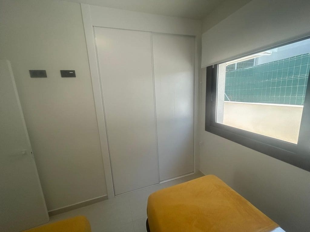2 Zimmer Apartment zu verkaufen in La Siesta - 274.900 € (Ref: 10069006)