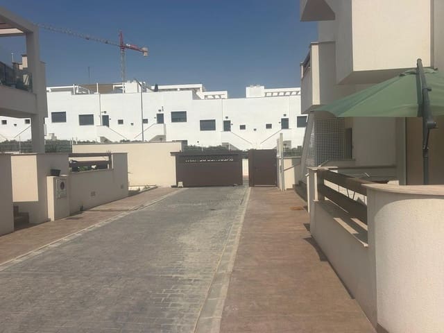 2 makuuhuone Huoneisto myytävänä paikassa La Siesta, Torrevieja - 274 900 € (Ref: 10069006)