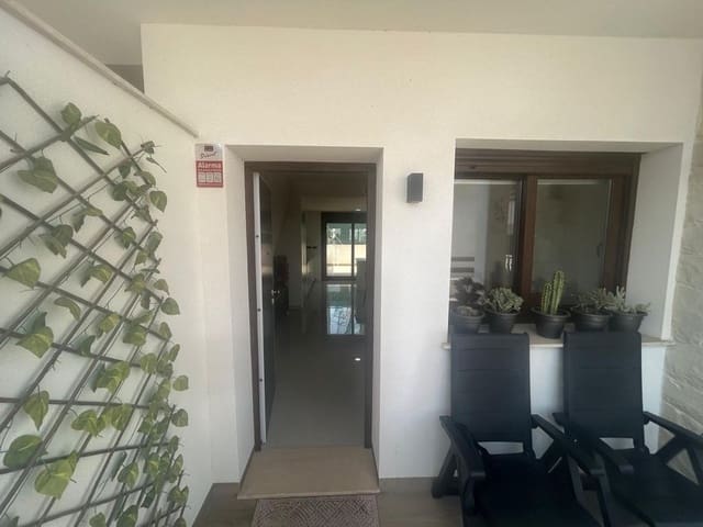 2 makuuhuone Huoneisto myytävänä paikassa La Siesta, Torrevieja - 274 900 € (Ref: 10069006)