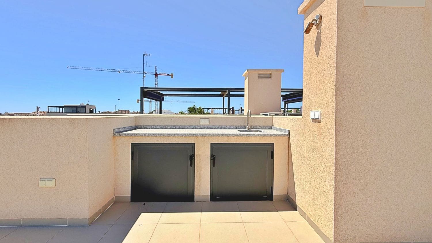 3 makuuhuone Kattohuoneisto myytävänä paikassa Torre de la Horadada - 349 000 € (Ref: 10069284)
