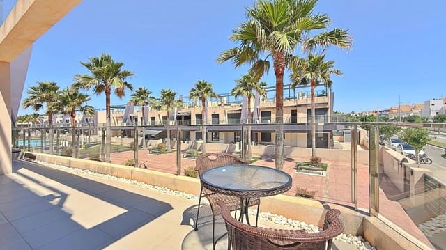 3 makuuhuone Kattohuoneisto myytävänä paikassa Torre de la Horadada, Pilar de la Horadada - 349 000 € (Ref: 10069284)