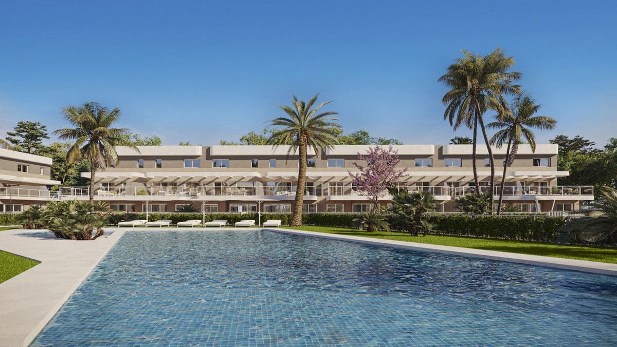 2 bedroom Apartment for sale in Monforte del Cid with pool - € 270,000 (Ref: 10069526)
