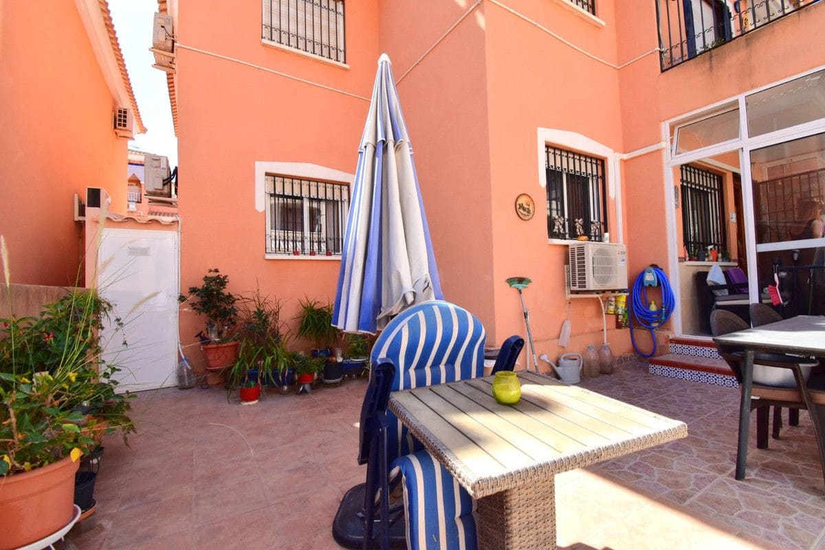 2 Zimmer Apartment zu verkaufen in La Chismosa mit Pool - 185.000 € (Ref: 10069562)