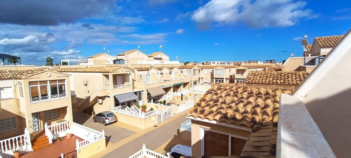 2 bedroom Terraced Villa for sale in La Zenia - € 176,000 (Ref: 10069614)