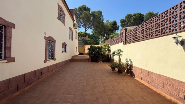 7 camera da letto Villa in vendita in La Siesta, Torrevieja - 930.000 € (Rif: 10069629)