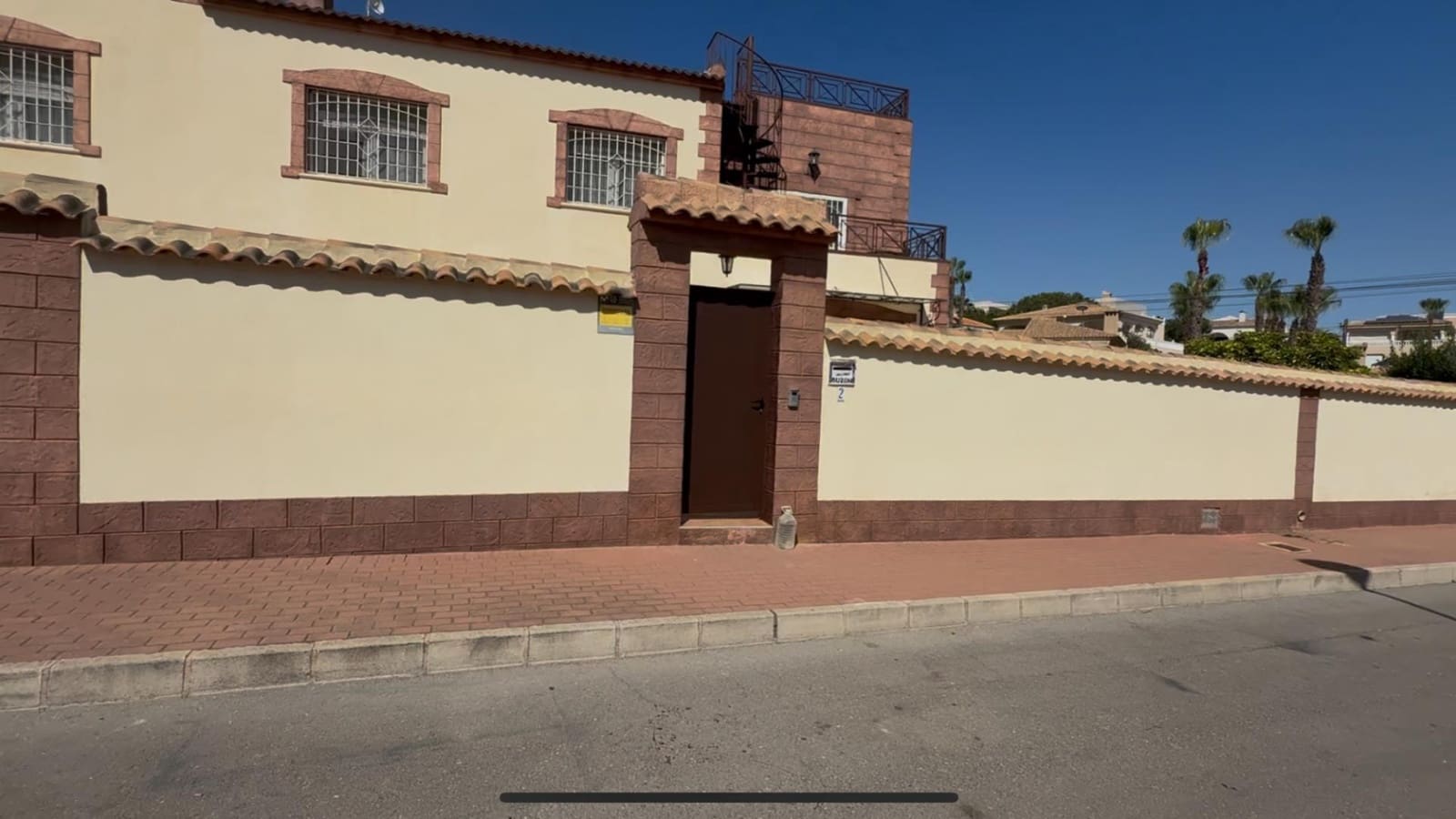 7 camera da letto Villa in vendita in La Siesta - 930.000 € (Rif: 10069629)
