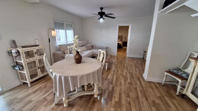4 camera da letto Villa in vendita in La Siesta, Torrevieja con piscina - 490.000 € (Rif: 10069631)