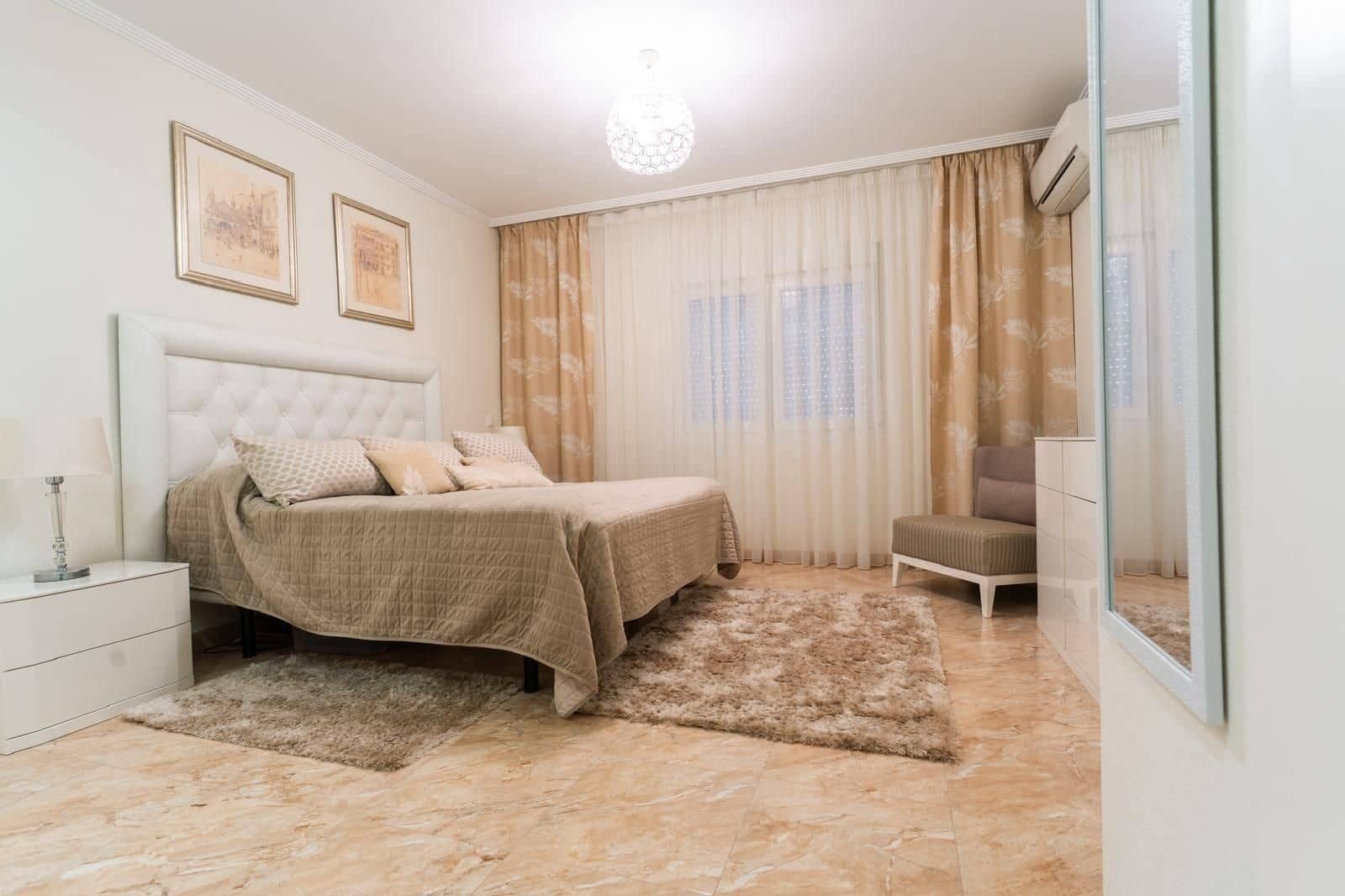 7 camera da letto Villa in vendita in La Siesta con piscina - 930.000 € (Rif: 10069632)
