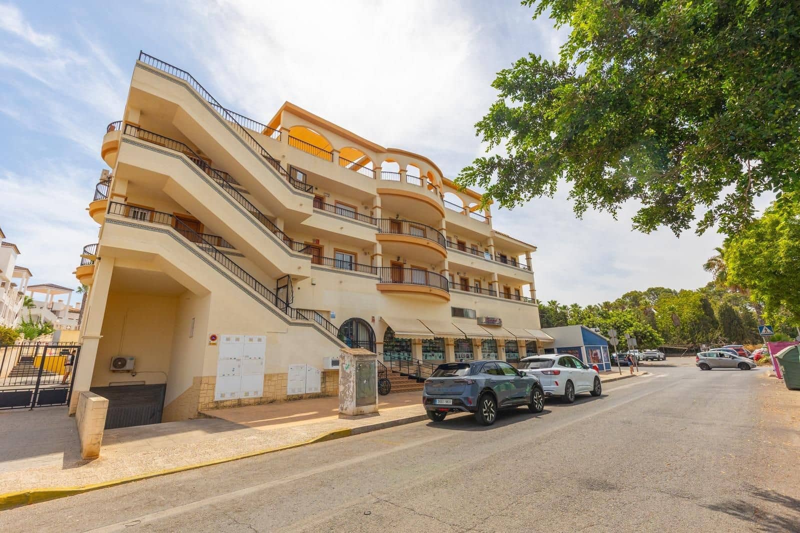 Apartamento de 2 habitaciones en Orihuela Costa en venta con piscina - 175.000 € (Ref: 10069670)