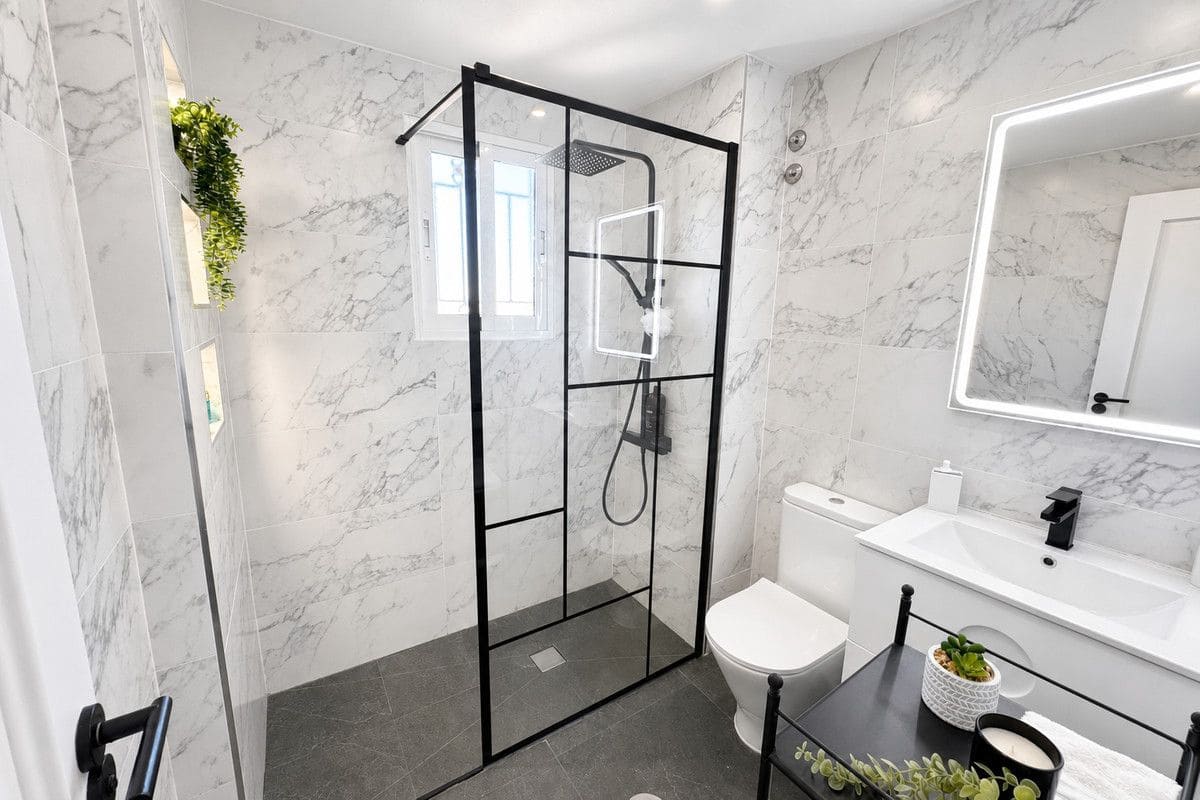 3 slaapkamer Rijtjeshuis te koop in Orihuela Costa met zwembad - € 229.995 (Ref: 10069780)