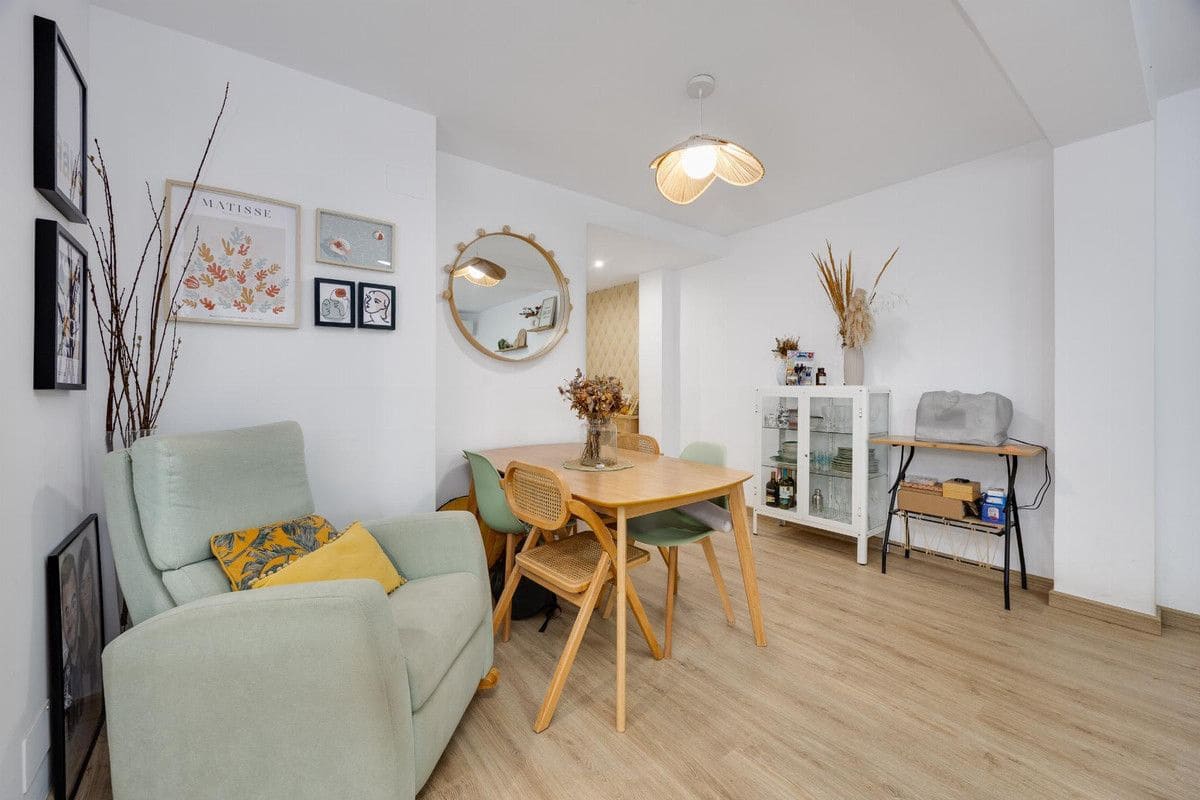Apartamento de 3 habitaciones en La Veleta en venta - 185.000 € (Ref: 10069818)
