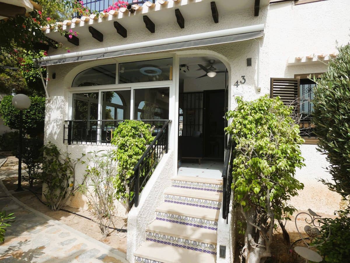 3 soverom Villa til salgs i Cabo Roig med svømmebasseng - € 320 000 (Ref: 10069822)