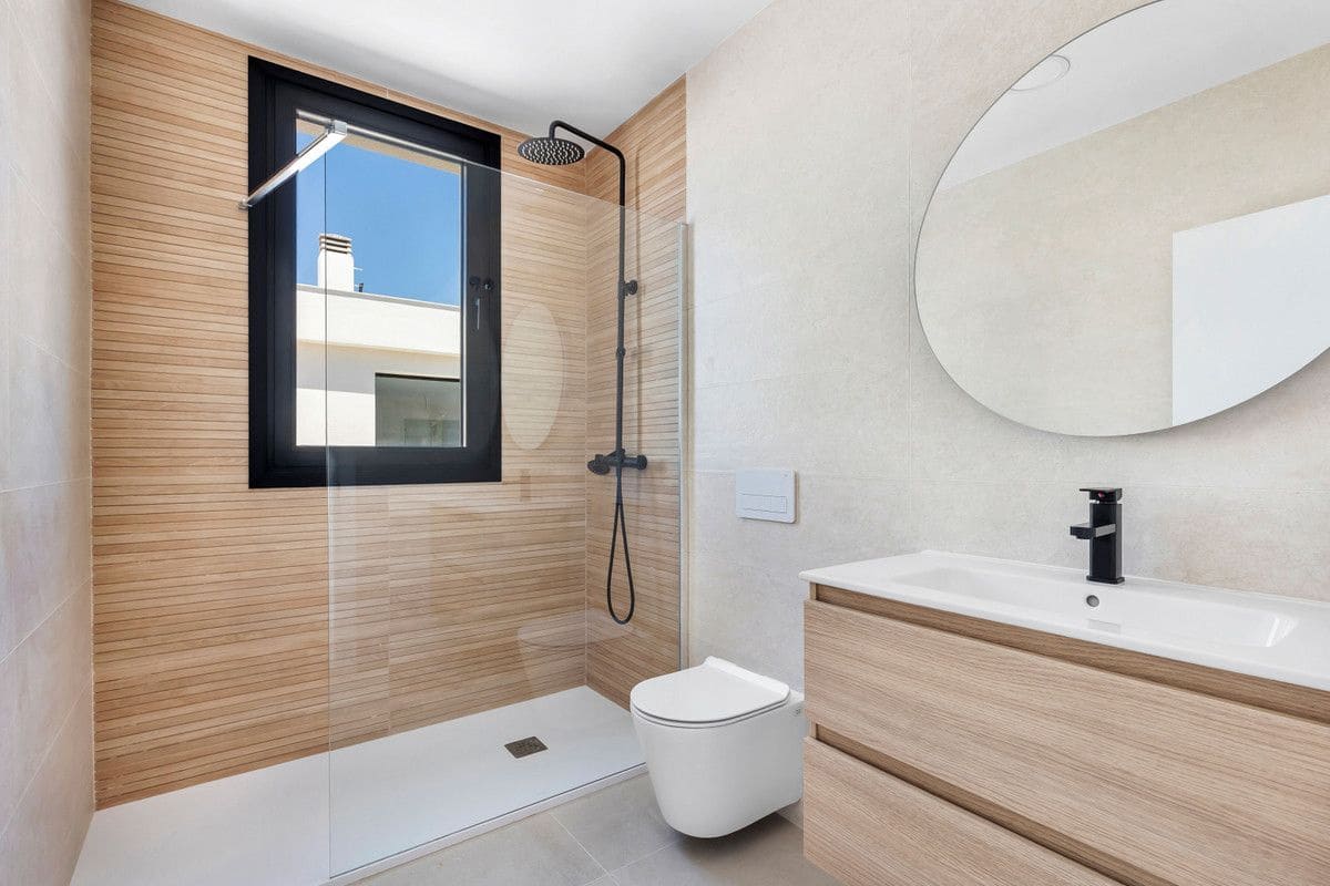 4 sovrum Villa till salu i Torrevieja med pool - 895 000 € (Ref: 10069921)