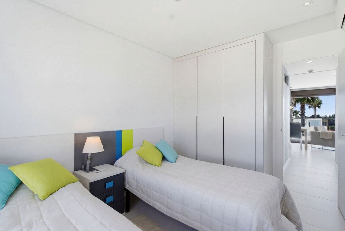 2 chambre Appartement à vendre à Orihuela Costa avec piscine - 289 000 € (Ref: 10070447)