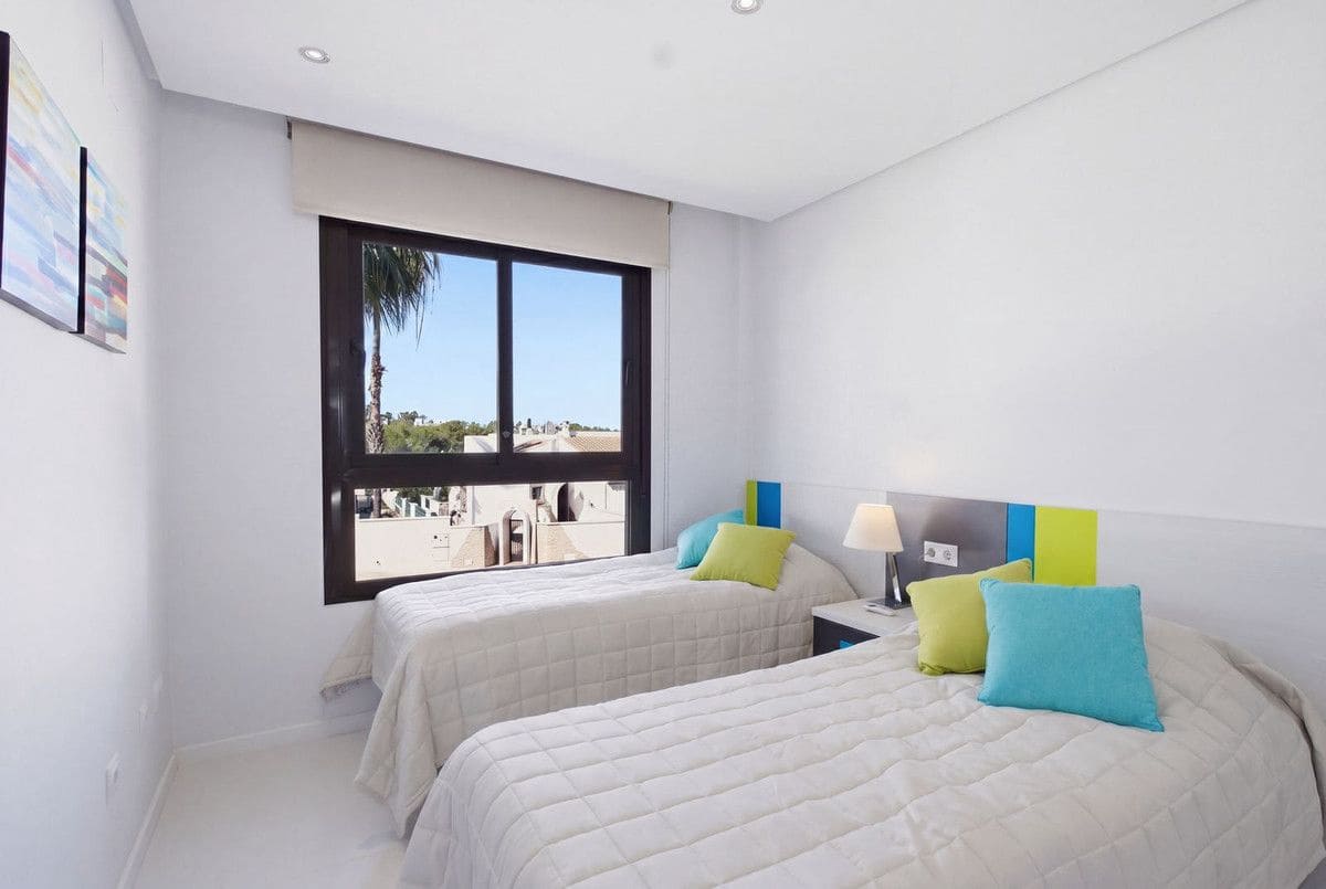 2 chambre Appartement à vendre à Orihuela Costa avec piscine - 289 000 € (Ref: 10070447)