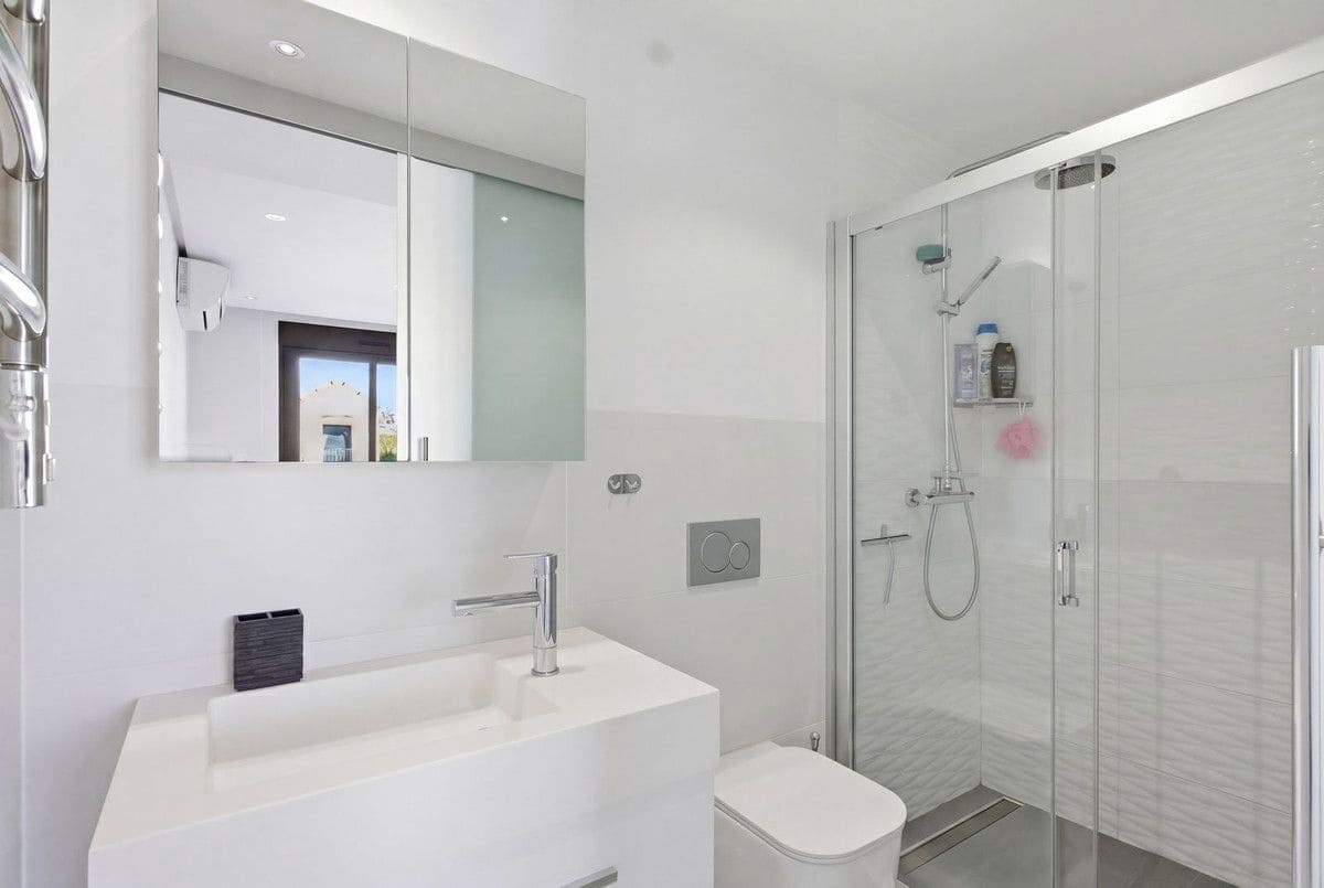 2 chambre Appartement à vendre à Orihuela Costa avec piscine - 289 000 € (Ref: 10070447)